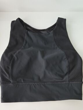🍋 Lululemon athletica Black High-Neck Sports Bra with Mesh Sides